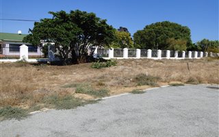 330 m² Land available in Shelley Point