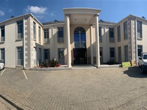 832 m² Commercial space in Rivonia