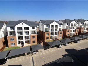 3 Bed Apartment in Olivedale