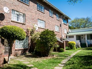 3 Bed Penthouse in Grahamstown Central