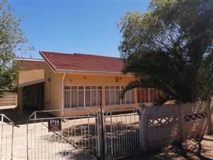 3 Bed House in Vryburg