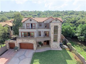 5 Bed House in Xanadu