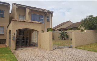 3 Bedroom Townhouse in South End