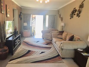 4 Bedroom House in Crown Gardens
