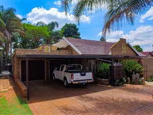 2 Bedroom House in Doornpoort and surrounds