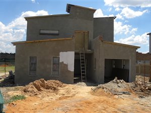 3 Bed House in Zambezi Manor Estate