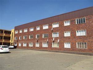 2 Bed Apartment in Vanderbijlpark CW5