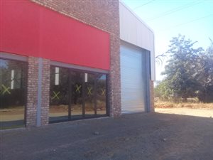 500 m² Retail Space in Langenhoven Park