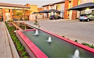 2 Bedroom Townhouse in Erand Gardens