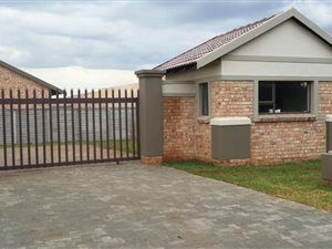2 Bed Townhouse in Riversdale