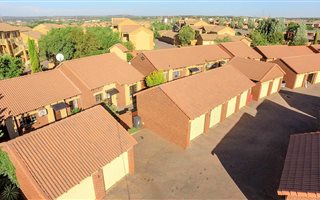 2 Bedroom Simplex in Eco Park