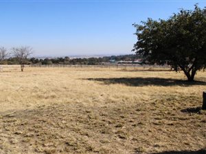 1000 m² Land available in Bridle Park AH