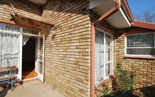 3 Bedroom Simplex in Three Rivers