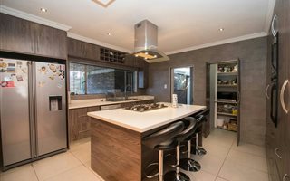 3 Bedroom House in Waterkloof Glen