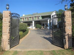 5 Bed House in Himeville