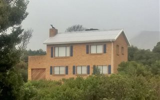 3 Bedroom House in Bettys Bay