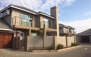 4 Bedroom Townhouse in Lilyvale