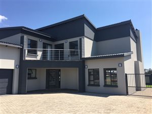 3 Bed House in Zambezi Manor Estate