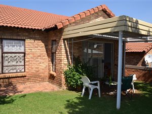 2 Bed Townhouse in Wilgeheuwel