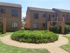 2 Bed Simplex in Olympus Country Estate