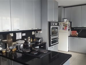 4 Bed House in Lotus River
