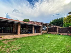 3 Bed Apartment in Kelvin