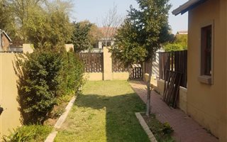 3 Bedroom House in Thatchfield