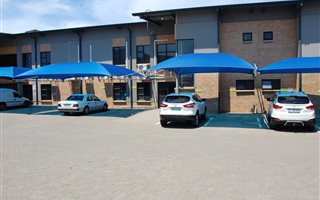 350 m² Office Space in Waterval East
