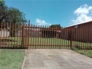 496 m² Land available in Randgate