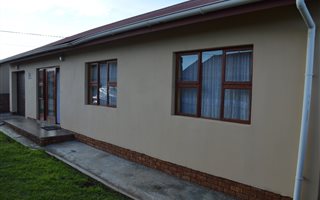 3 Bedroom Duplex in Sandringham