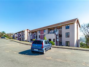 1 Bed Apartment in Bellair