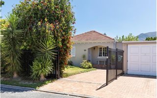 3 Bedroom House in Tokai