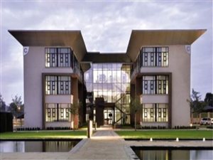 2678.5 m² Office Space in Parkhaven