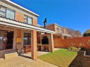 3 Bed Townhouse in Fichardtpark