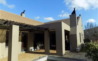 4 Bedroom House in Kanonberg