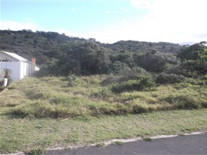 674 m² Land available in Pienaarstrand