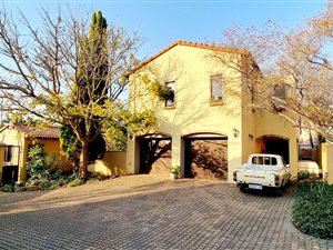 3 Bed House in Lynnwood Glen