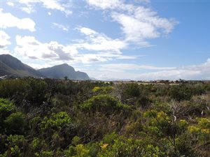 756 m² Land available in Bettys Bay