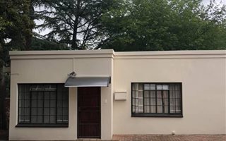 1 Bedroom Garden Cottage in Irene