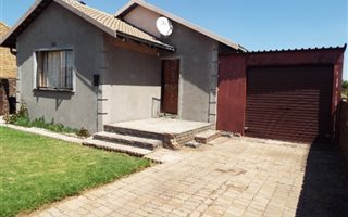 3 Bedroom House in Kwaguqa