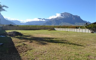 1487 m² Land available in Wolseley
