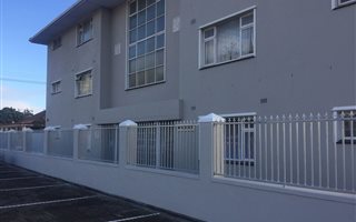 2 Bedroom Apartment in Fish Hoek