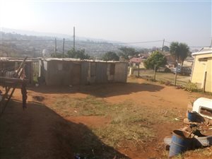 500 m² Land available in Inanda