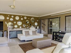 4 Bedroom House in Ruimsig