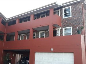 2 Bed Apartment in Brackenfell Central