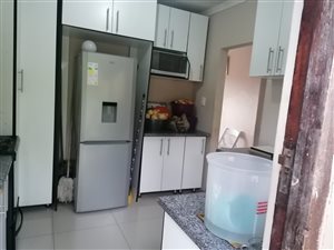 3 Bed House in Kwandengezi