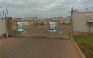 2 Bedroom Apartment in Blue Hills