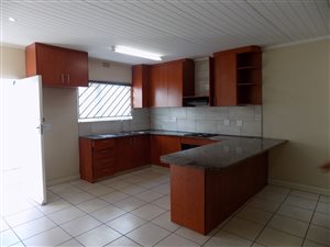 2 Bed Garden Cottage in Robertsham