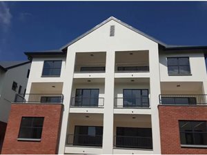 3 Bed Apartment in Greenstone Hill
