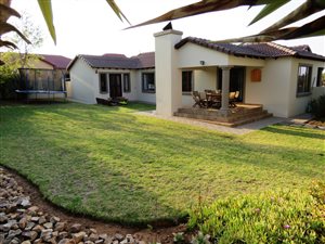 3 Bed House in Rua Vista